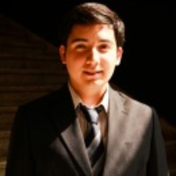 Joven estudiante de canto del DMUS destaca en festival de Castleton