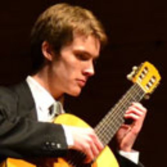 Máximo reconocimiento obtiene Emmanuel Sowicz en Argentina