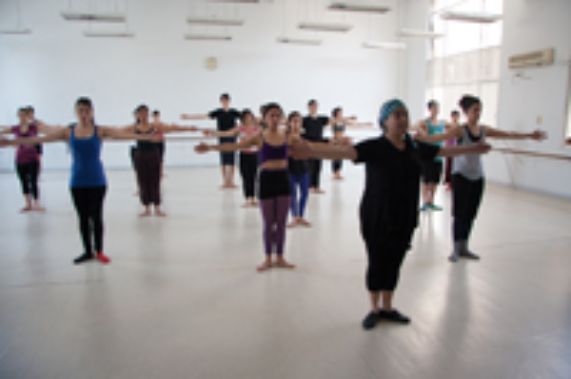 Admisión para Etapa Básica de la Licenciatura en Artes con mención Danza