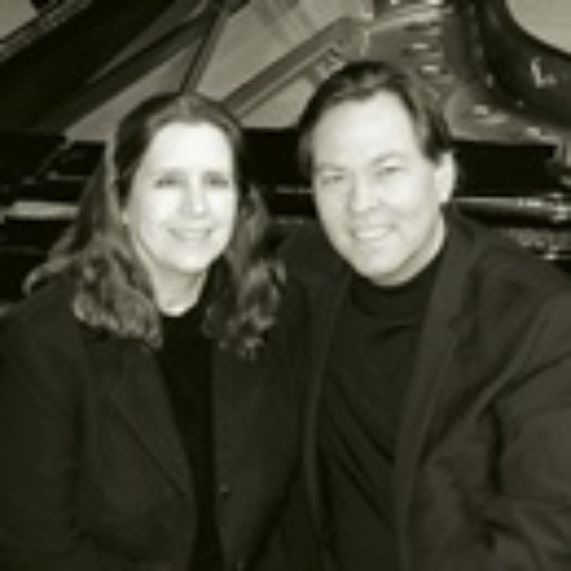 Integrado por Claire Wachter y Dean Kramer, Dúo de Pianos se presenta en ciclo Música de Cámara
