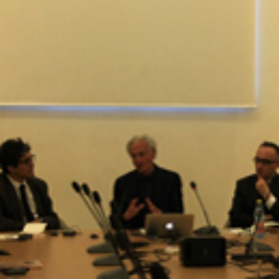 Encuentro con semiólogo italiano Paolo Fabbri en Universidad de Chile