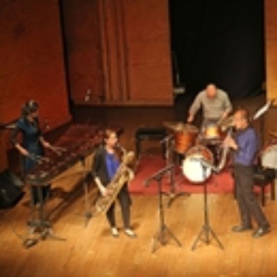 Grupo Tricahue parte de gira rumbo a Asia