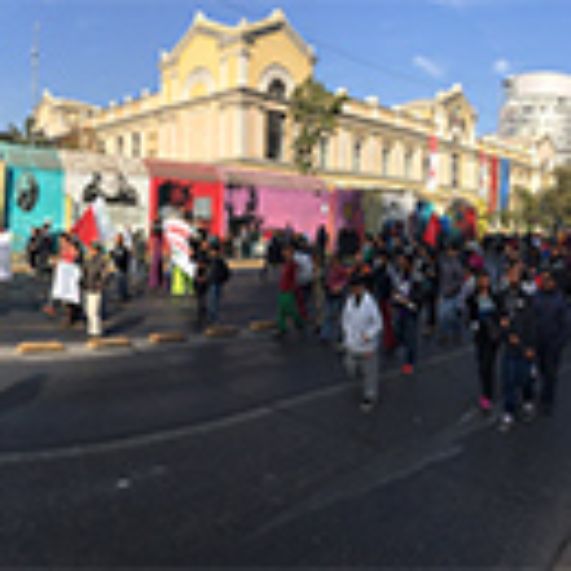 Grandes murales homenajean a la U. de Chile y Editorial Universitaria