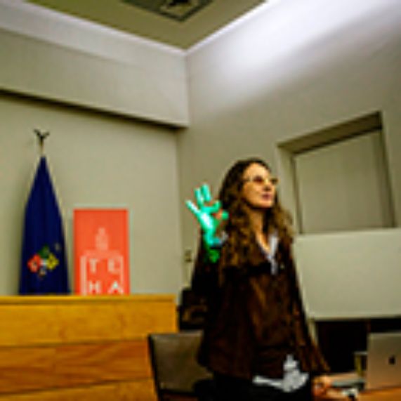 La realizadora argentina realizó un taller y fue parte de un conversatorio. 
