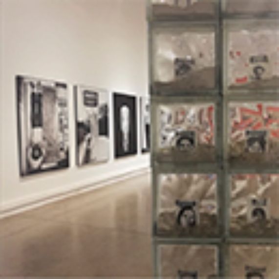 MAC reabre exhibición que refleja distintas tensiones sociales históricas de Chile con más de 40 obras de su acervo