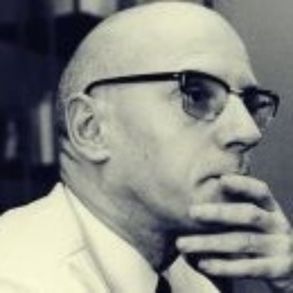 La obra y la persona detrás: la mancha de Michel Foucault