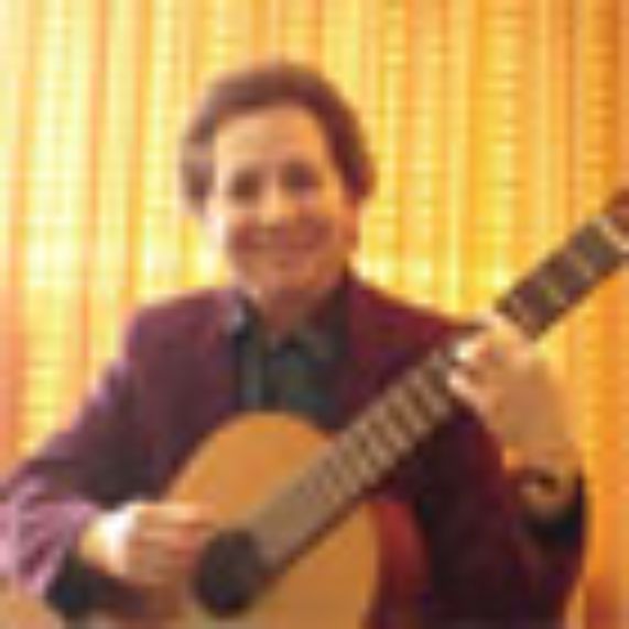 Alumnos de profesora Ximena Matamoros ofrecen dos conciertos de guitarra