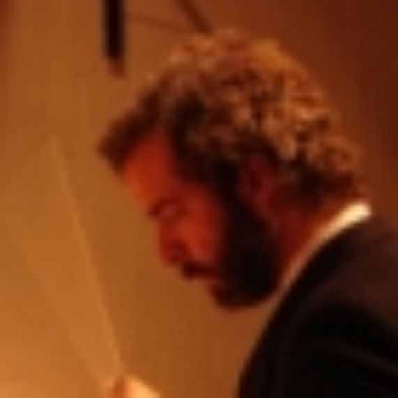 Eduardo Browne y la Banda Sinfónica darán la partida a la Temporada 2010 de la Sala Zegers