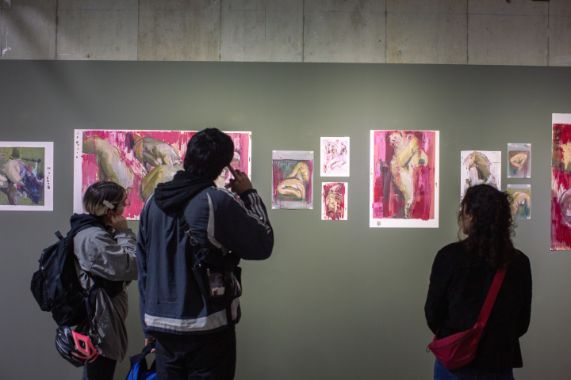 Artistas del Depto. de Artes Visuales exponen en galerías de la capital