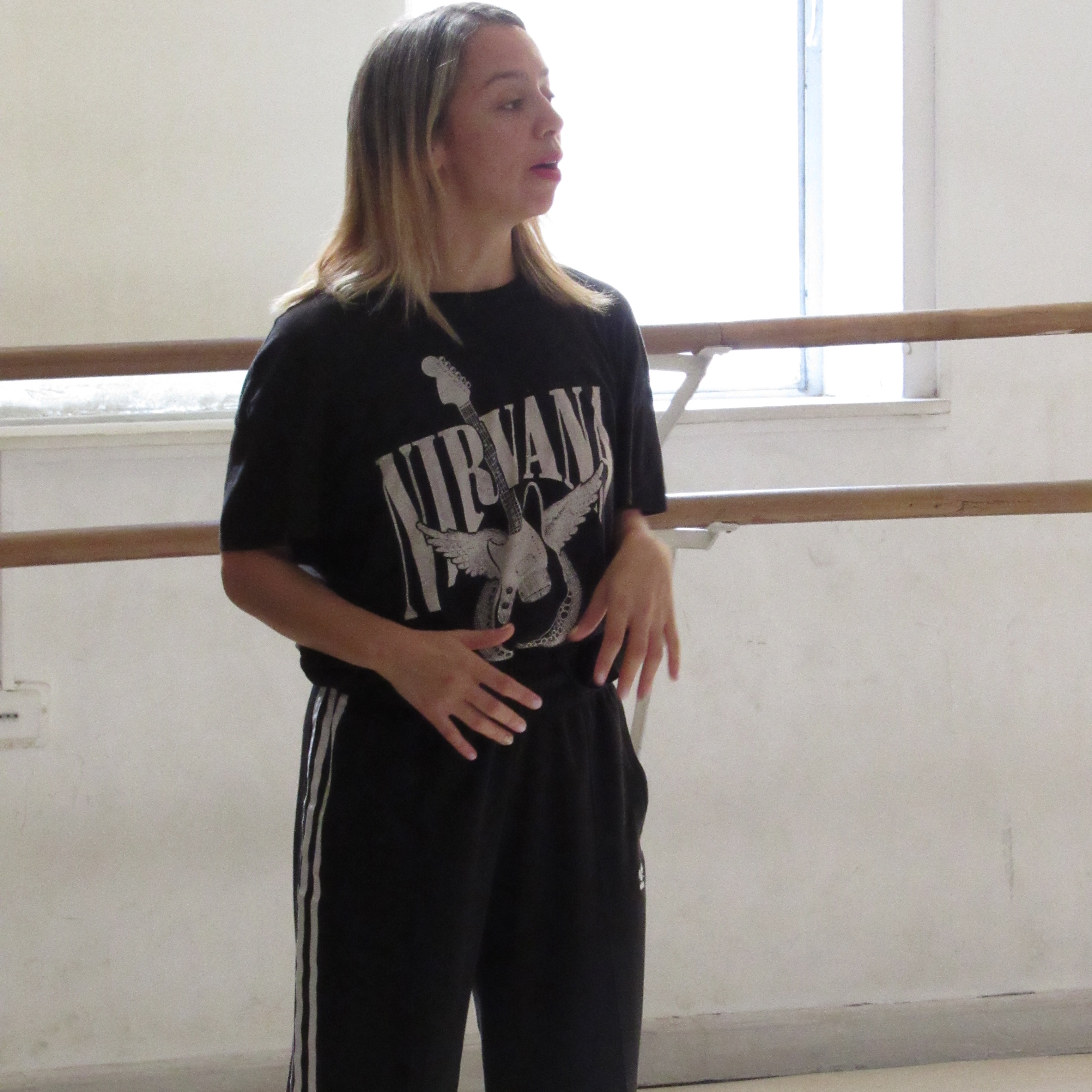 Francisca Espinoza dictó seminario gratuito en Depto. de Danza