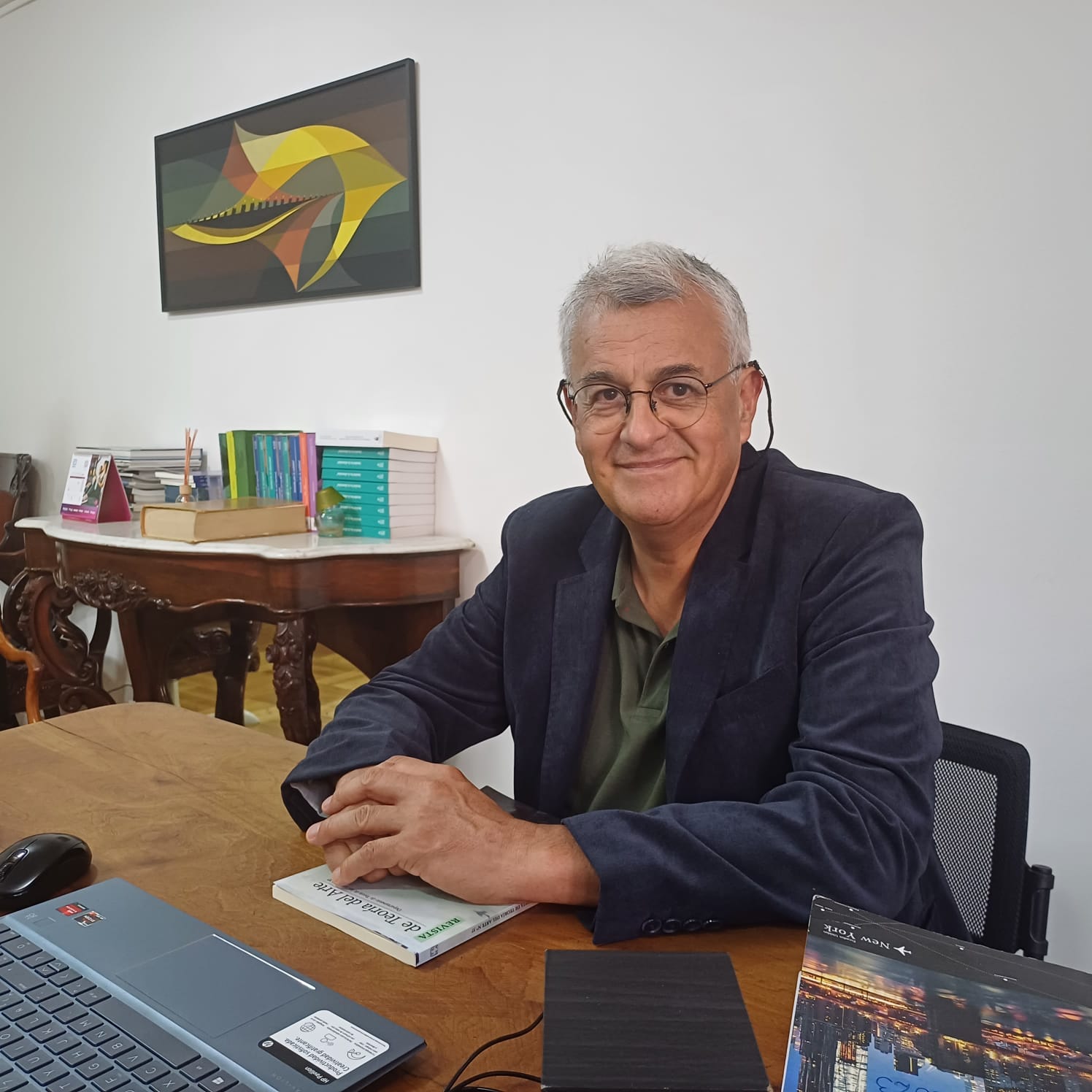 Prof. Fernando Carrasco, Decano de la Facultad de Artes
